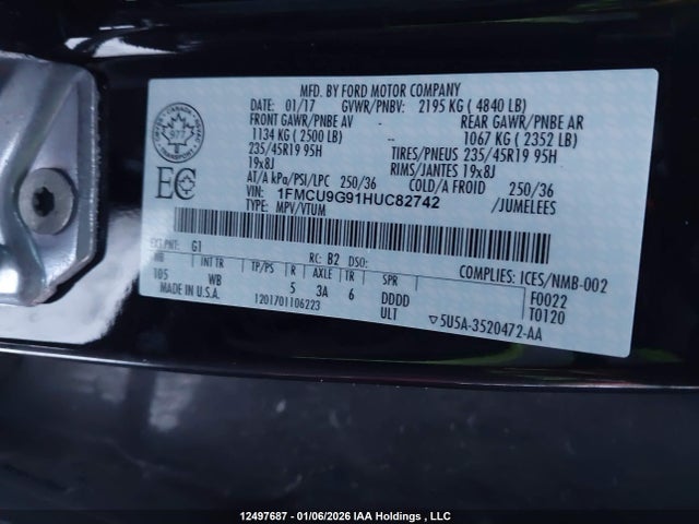 1FMCU9G91HUC82742 Ford Escape
