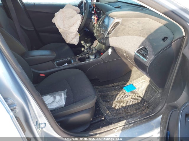 1G1BE5SM0H7131397 Chevrolet Cruze Lt Auto
