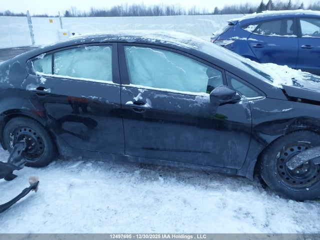 3KPFL4A7XHE025429 KIA Forte Lx/s