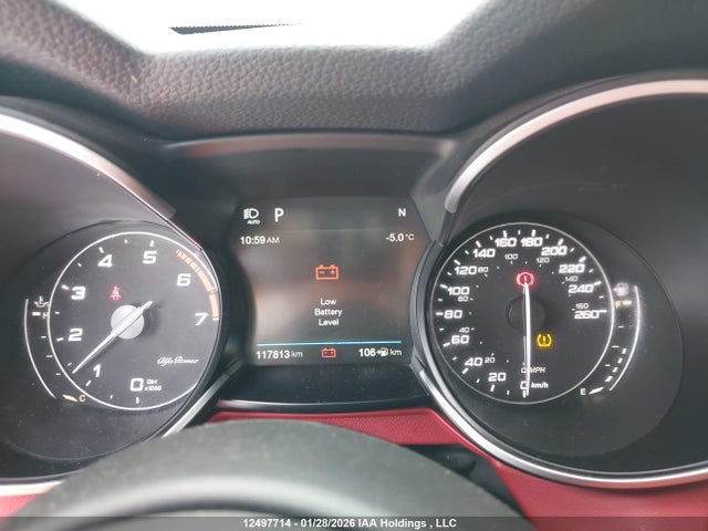 ZASFAKBN5J7C05566 Alfa Romeo STELVIO TI