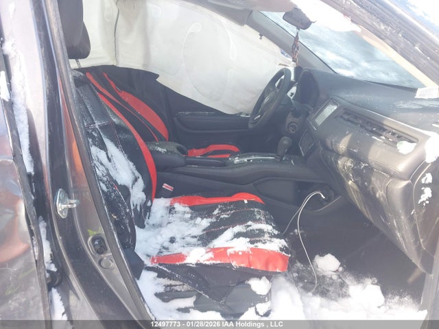 3CZRU6H30JM103473 Honda HR-V LX