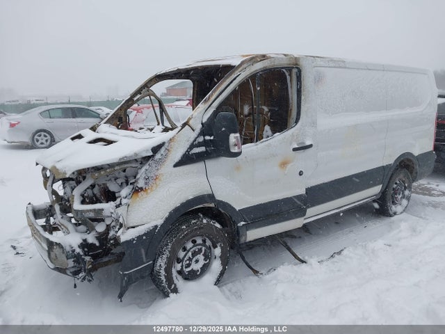 1FTYR1YV1HKA79337 Ford Transit-250 T-250