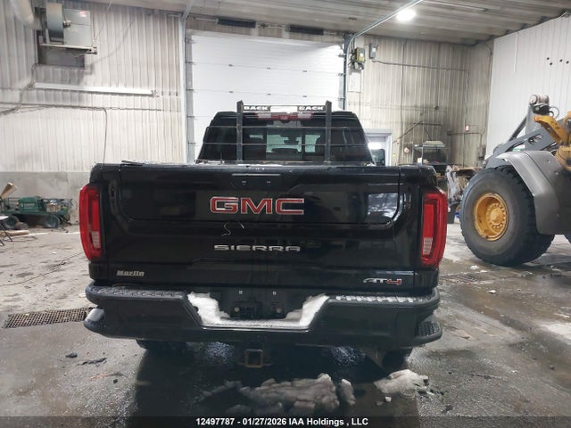 1GT19PEY3LF341234 GMC Sierra K2500 At4