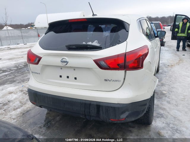 JN1BJ1CR9HW137424 Nissan QASHQAI