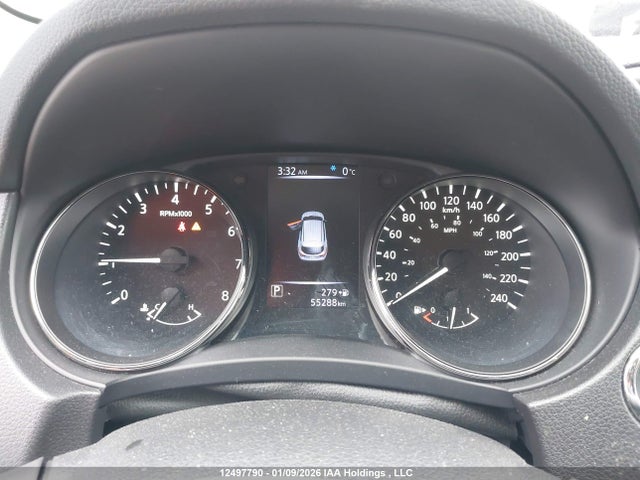 JN1BJ1CR9HW137424 Nissan QASHQAI