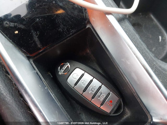 3N1AB8CV9MY250999 Nissan Sentra