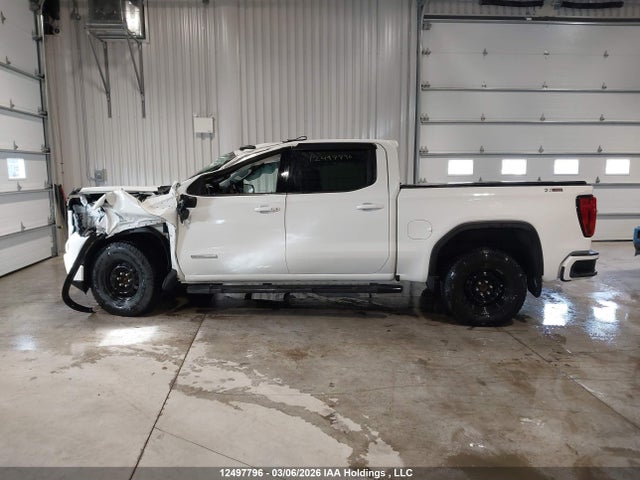 1GTUUCE8XRZ392094 GMC Sierra K1500 Elevation