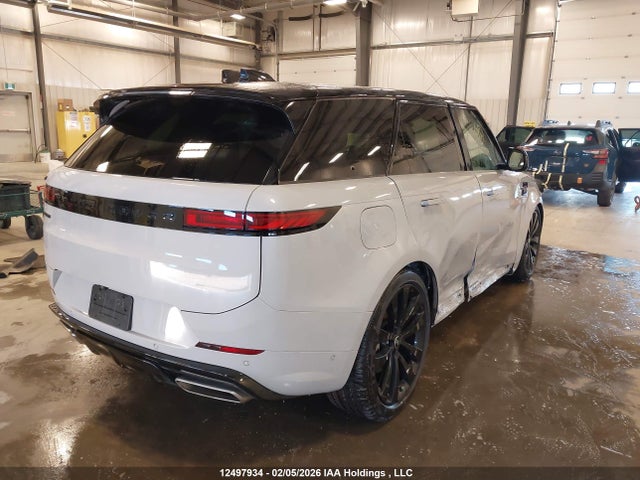 Land Rover Range Rover 2025 SAL1M9FUXSA423343 Image 4