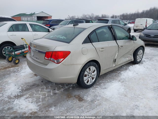 1G1PE5SB3G7131008 Chevrolet Cruze Limited Lt