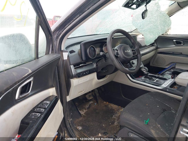 KNDNB5H38N6110052 KIA Carnival Lx