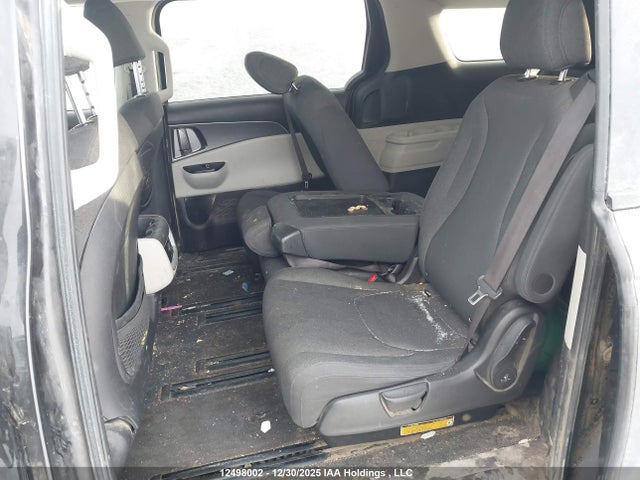 KNDNB5H38N6110052 KIA Carnival Lx