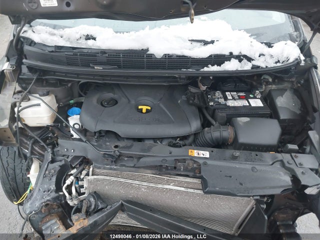 12498046 :رقم المزاد ، KNAHT8A37G7134200 vin ، 2016 Kia Rondo مزاد بيع