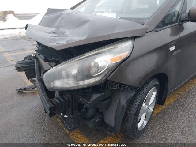12498046 :رقم المزاد ، KNAHT8A37G7134200 vin ، 2016 Kia Rondo مزاد بيع