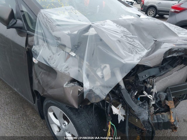 12498046 :رقم المزاد ، KNAHT8A37G7134200 vin ، 2016 Kia Rondo مزاد بيع