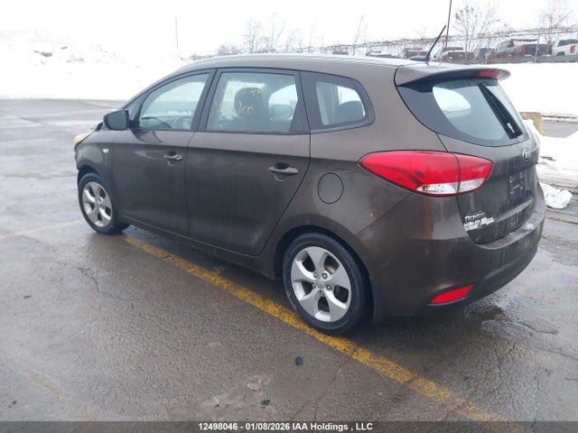 12498046 :رقم المزاد ، KNAHT8A37G7134200 vin ، 2016 Kia Rondo مزاد بيع