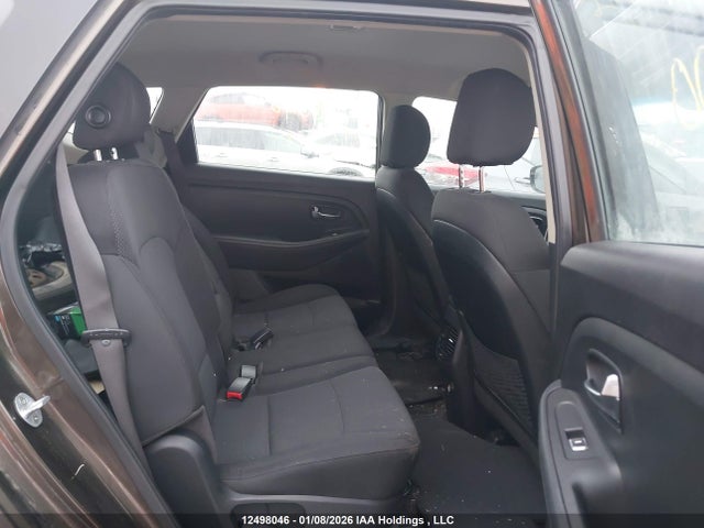 12498046 :رقم المزاد ، KNAHT8A37G7134200 vin ، 2016 Kia Rondo مزاد بيع
