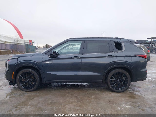 JA4T5WA92RZ628286 Mitsubishi Outlander Sel