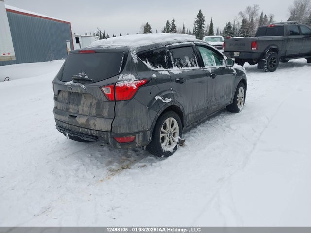 Продажа на аукционе авто 2019 Ford Escape S, vin: 1FMCU0F70KUB17266, номер лота: 12498105
