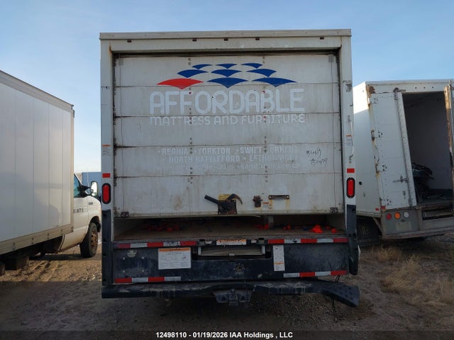7GZ37TCG8JN901188 GMC Savana Cutaway G3500