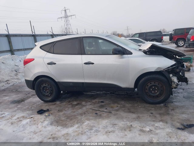KM8JT3AF2FU955282 Hyundai Tucson Gl