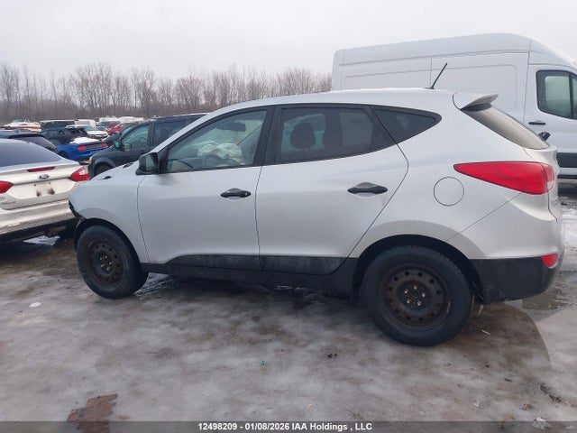 KM8JT3AF2FU955282 Hyundai Tucson Gl