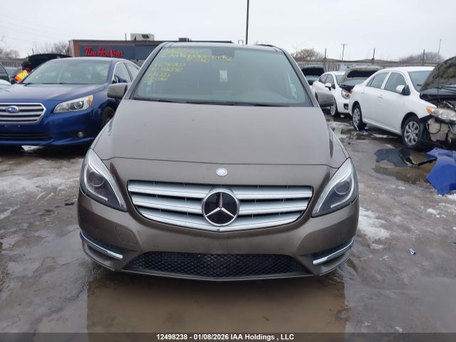12498238 :رقم المزاد ، WDDMH4EB4EJ240803 vin ، 2014 Mercedes-benz B 250 Sports Tourer مزاد بيع