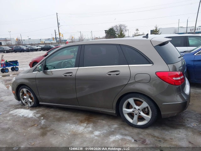 12498238 :رقم المزاد ، WDDMH4EB4EJ240803 vin ، 2014 Mercedes-benz B 250 Sports Tourer مزاد بيع