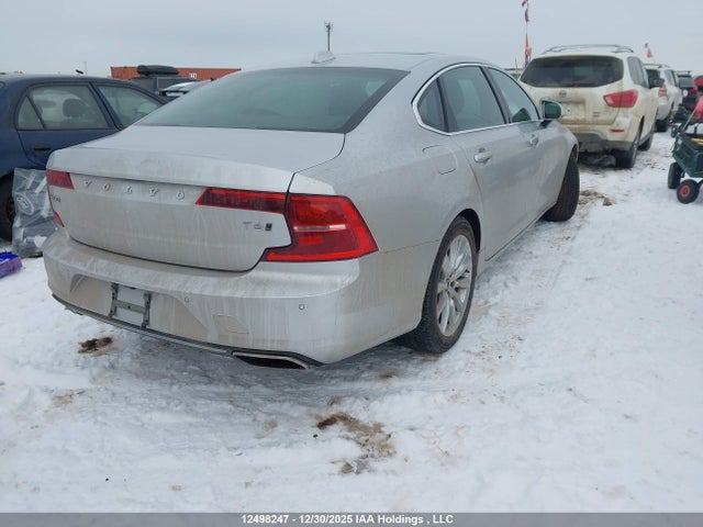 Volvo S90 T6 Momentum 2018 LVY992MK2JP016030 Image 4
