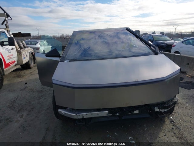 7G2CEHED5SA080614 Tesla Cybertruck Awd