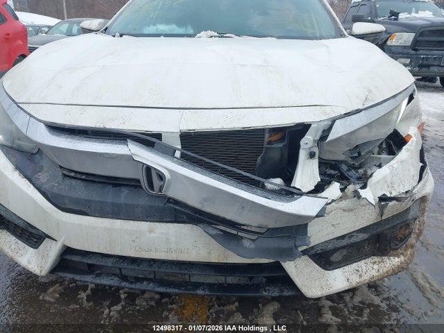 Honda Civic 2017 2HGFC2F82HH012136 Image 21