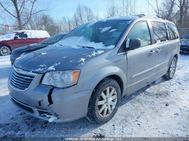 12498338 :رقم المزاد ، 2C4RC1BG4FR520098 vin ، 2015 Chrysler Town & Country مزاد بيع