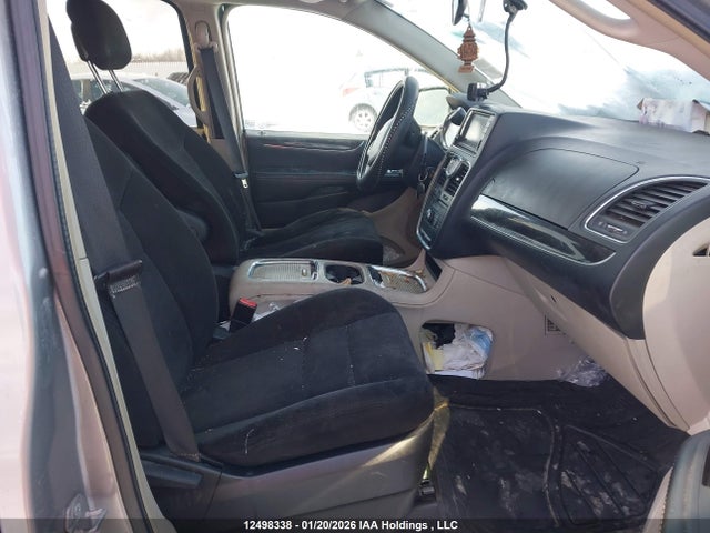 12498338 :رقم المزاد ، 2C4RC1BG4FR520098 vin ، 2015 Chrysler Town & Country مزاد بيع