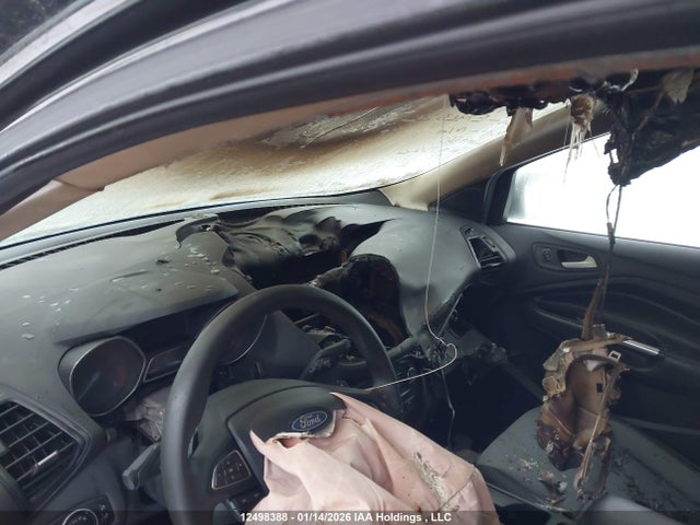 1FMCU9GD6HUE79832 Ford ESCAPE SE