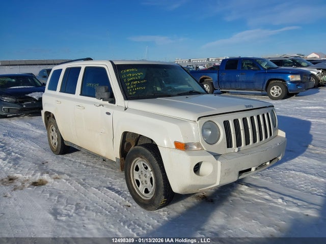 2010 Jeep Patriot Sport მანქანა იყიდება აუქციონზე, vin: 1J4NF2GB1AD500325, აუქციონის ნომერი: 12498389