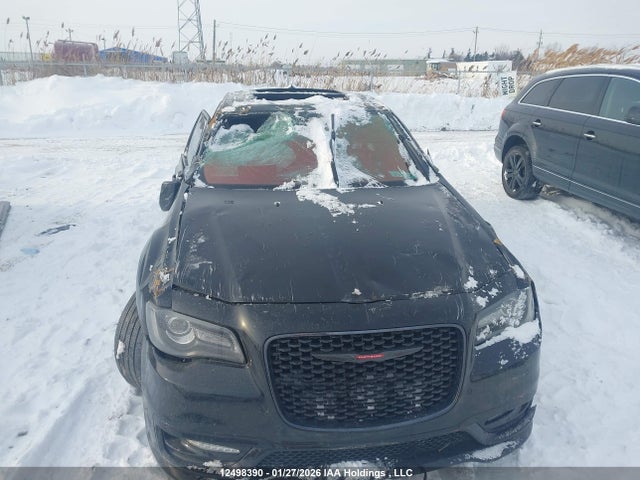 Продажа на аукционе авто 2022 Chrysler 300 S Awd, vin: 2C3CCAGG8NH135327, номер лота: 12498390