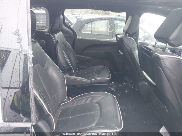 Chrysler Pacifica Hybrid Limited 2023 2C4RC1S72PR507383 Image 8
