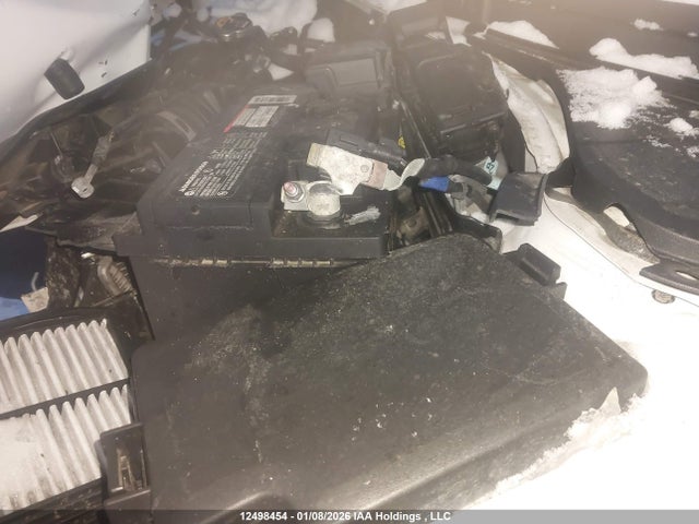 KMHD84LF3JU528008 Hyundai ELANTRA GL
