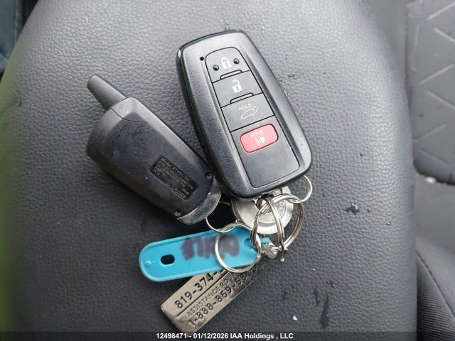 2T3RWRFV9NW148311 Toyota Rav4 Hybrid Xle