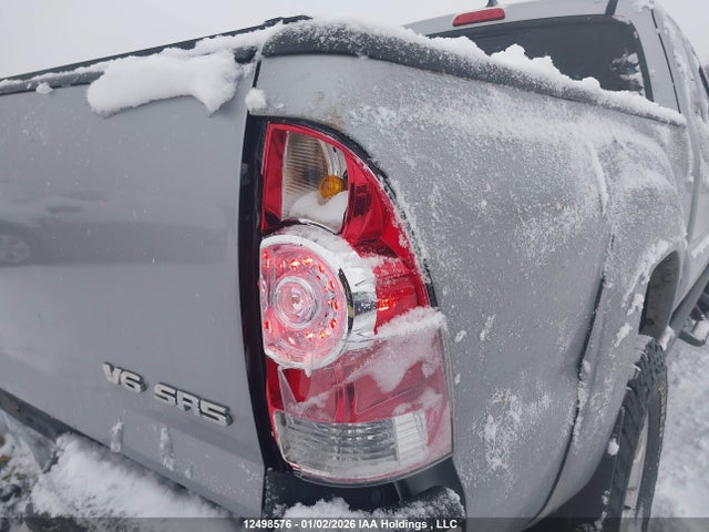 5TFUU4EN2FX129634 Toyota Tacoma Base V6