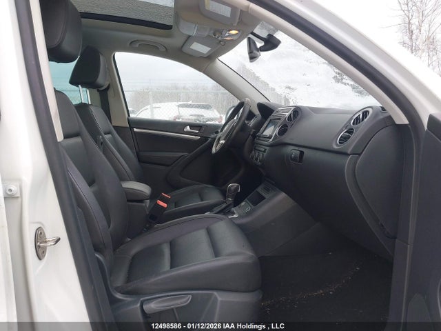 WVGJV7AX8GW587464 Volkswagen Tiguan Comfortline/highline/special Edition