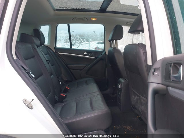 WVGJV7AX8GW587464 Volkswagen Tiguan Comfortline/highline/special Edition