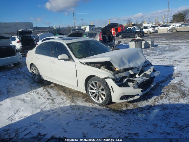 12498613 :رقم المزاد ، WBA8E3G51GNU02806 vin ، 2016 Bmw 328i Xdrive مزاد بيع