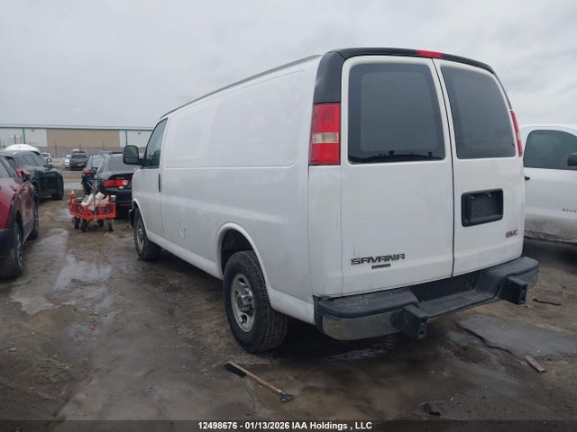 GMC Savana 2500 1wt 2014 1GTW7FCA8E1141266 Image 3