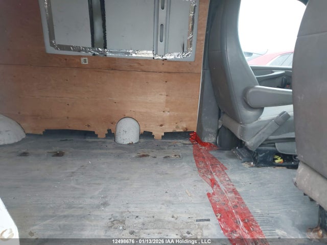 GMC Savana 2500 1wt 2014 1GTW7FCA8E1141266 Image 8