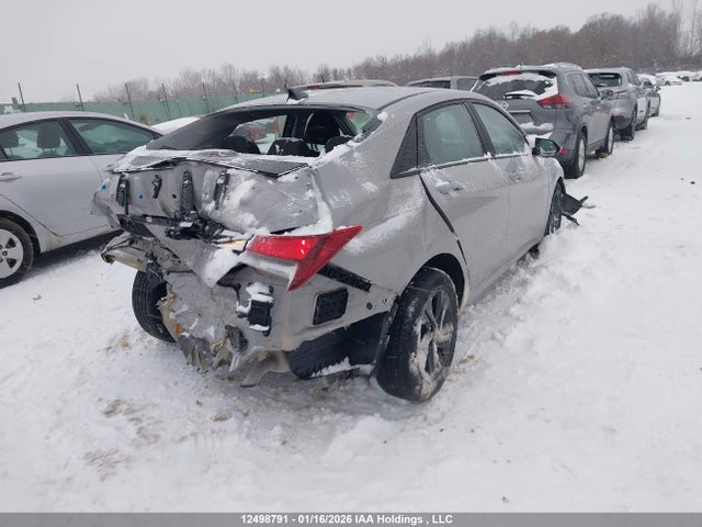 KMHLM4AGXNU306851 Hyundai Elantra Preferred Ivt