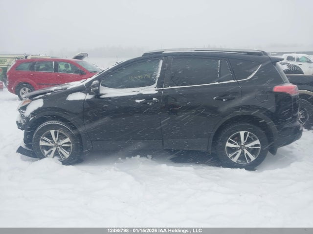 2T3ZFREV0JW487910 Toyota RAV4 LE