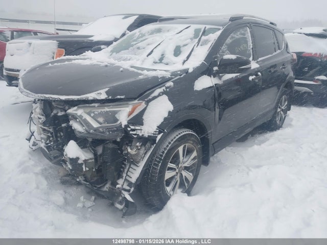 2T3ZFREV0JW487910 Toyota RAV4 LE