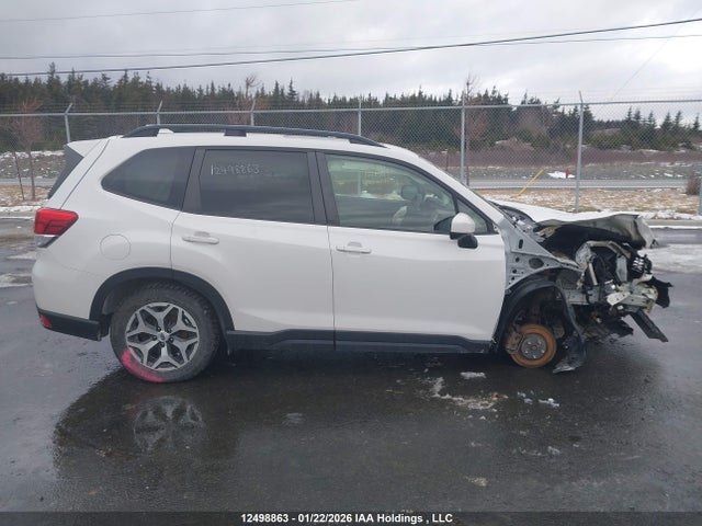 JF2SKEJC1MH493074 Subaru Forester Touring