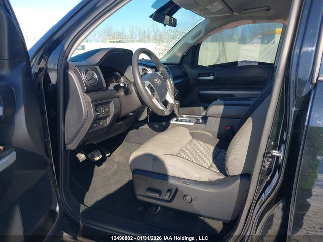 5TFUY5F19KX802080 Toyota Tundra Double Cab Sr/double Cab Sr5