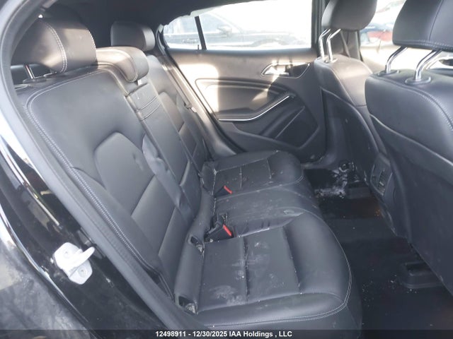 WDCTG4GB5JJ423556 Mercedes-Benz Gla 250 4matic